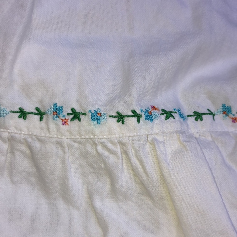 Roxy white halter dress with cross-stitched flowers - Picture 5 of 8